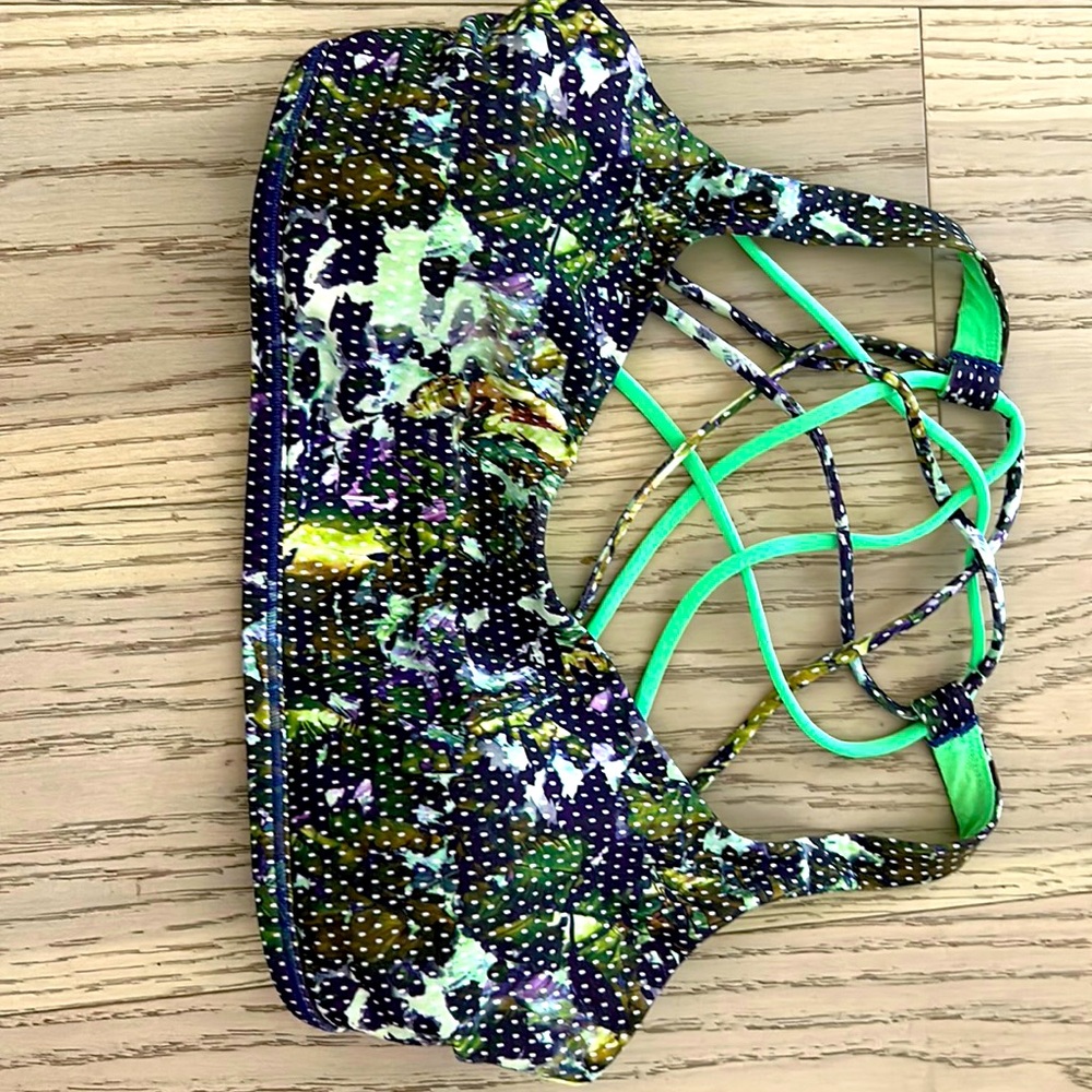 Lululemon Size 10 sports bra
